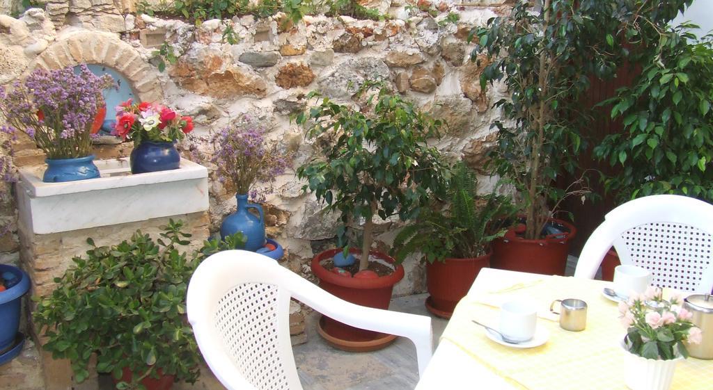 Eleftheria * Parikia (Paros)