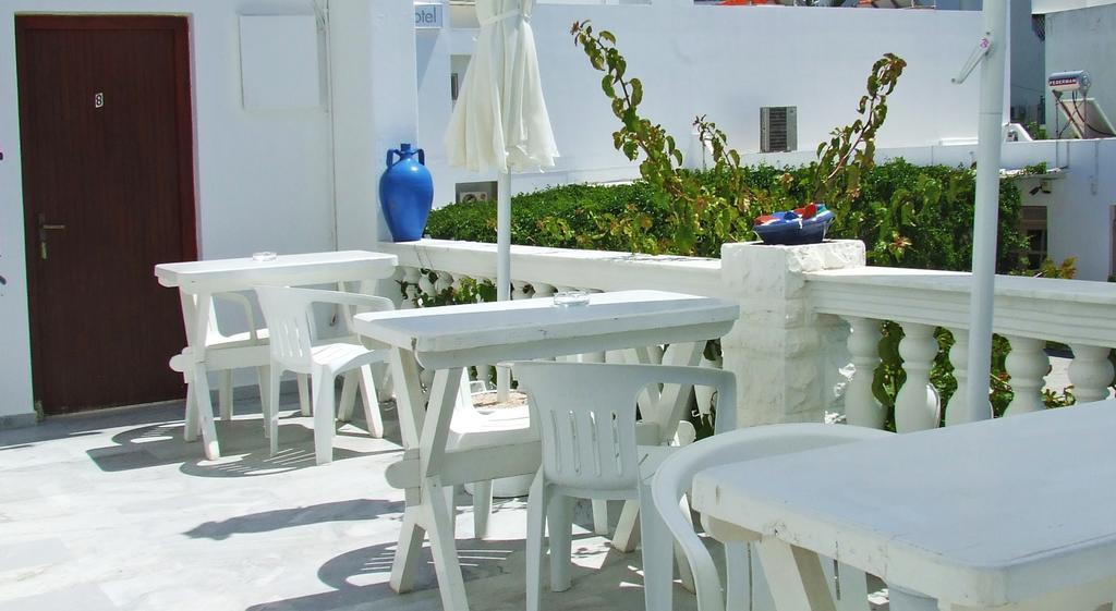 Eleftheria * Parikia (Paros)