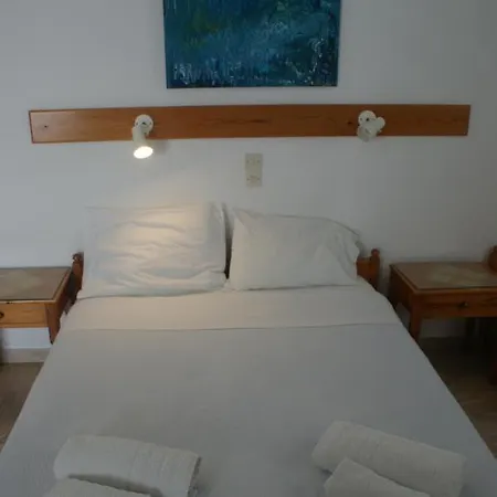 Hotel Eleftheria Páros Zewnętrze zdjęcie